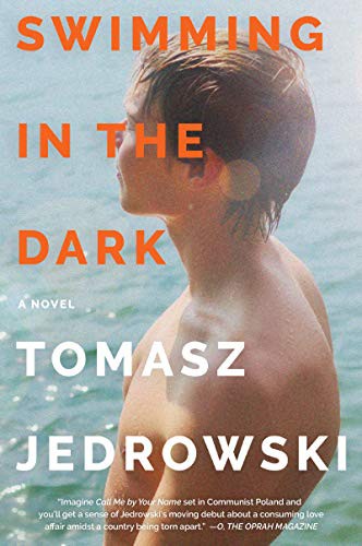 Tomasz Jedrowski: Swimming in the Dark (Paperback, 2021, William Morrow Paperbacks)