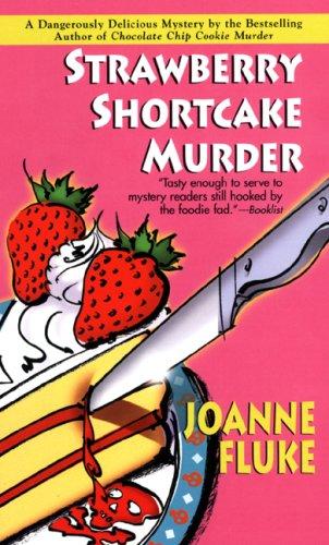 Joanne Fluke: Strawberry Shortcake Murder (Paperback, 2002, Kensington)