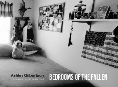 Ashley Gilbertson: Bedrooms of the Fallen (2014, The University of Chicago Press)