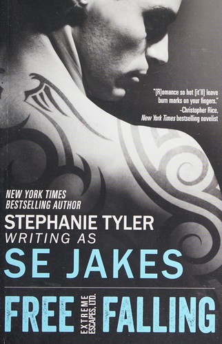 S. E. Jakes: Free Falling (2014, Riptide Publishing)