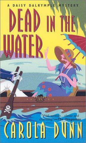 Carola Dunn: Dead In The Water (Paperback, 2002, Kensington)