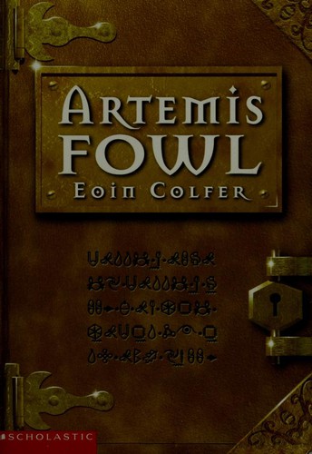 Eoin Colfer: Artemis Fowl (Paperback, 2001, Scholastic Inc., Scholastic)