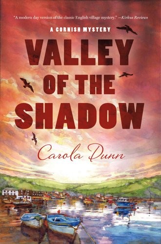Carola Dunn: The Valley of the Shadow (2012, Minotaur Books)
