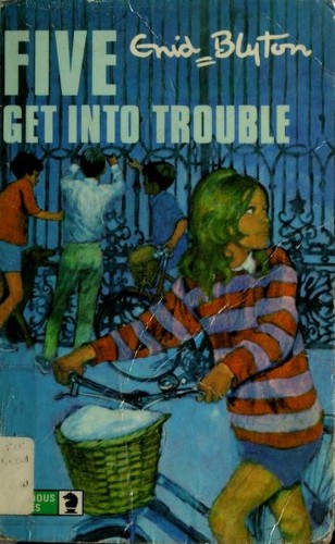 Enid Blyton, Betty Maxey: Five Get into Trouble (Paperback, 1975, Knight Books)