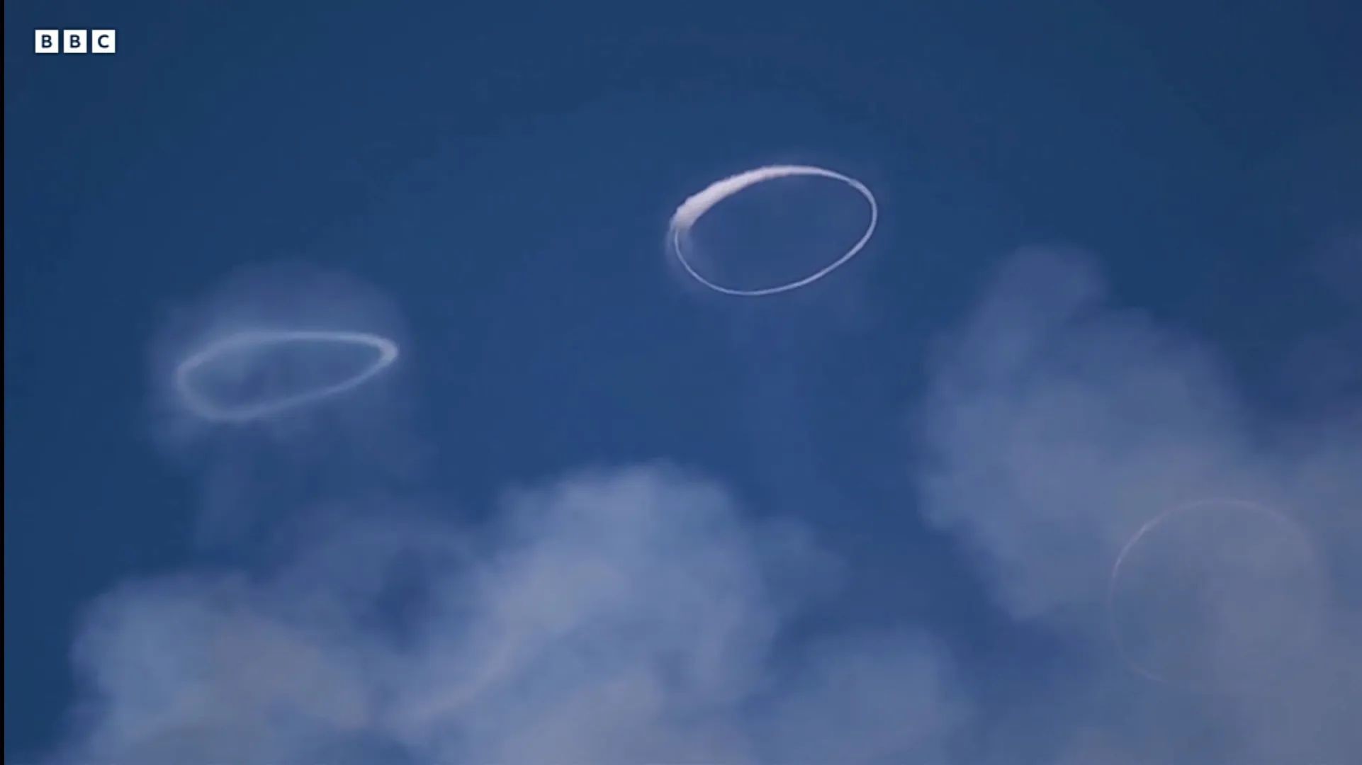 closeup picture of two Mt. Etna smoke rings.