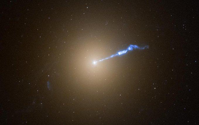 A 3,000-light-year-long jet of plasma blasting from the M87 galaxy’s 6.5-billion-solar-mass central black hole, captured by the Hubble Space Telescope, September 2024. Courtesy NASA/ESA/STSCI