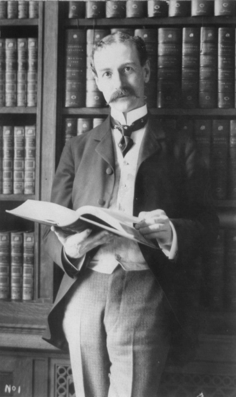 Herbert Putnam, 3/4-length portrait, holding an open book; Librarian of Congress from 1899 to 1939 Abstract/medium: 1 photographic print.